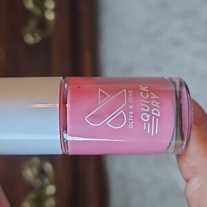 LIMITED EDITION Olive & June Quick Dry Polish - Show Off